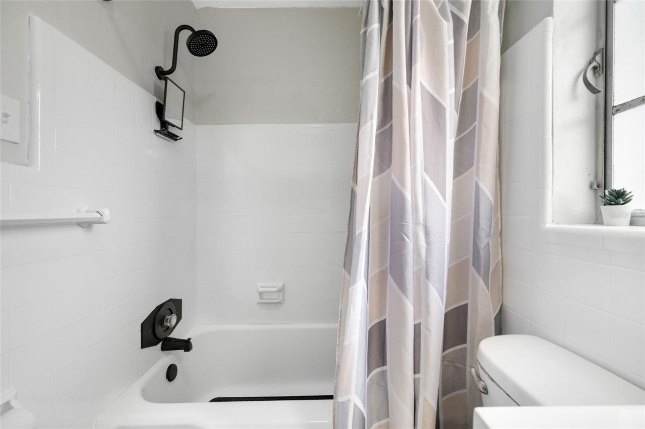 6219 Hampton Drive N, Saint Petersburg, FL 33710 Photo
