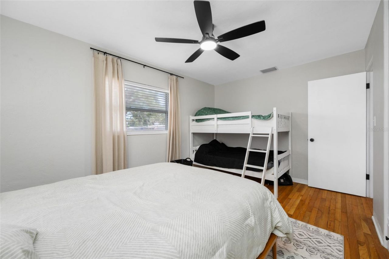 6219 Hampton Drive N, Saint Petersburg, FL 33710 Photo