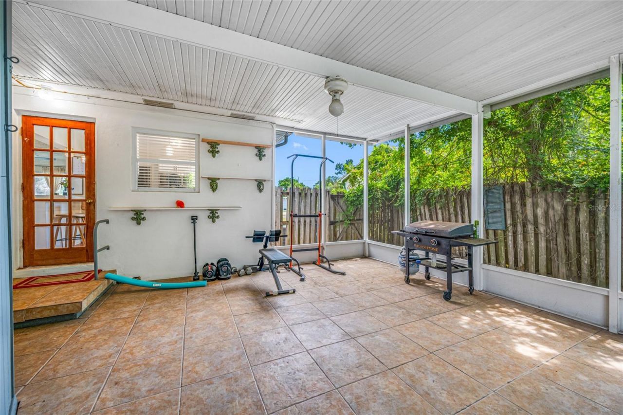 6219 Hampton Drive N, Saint Petersburg, FL 33710 Photo