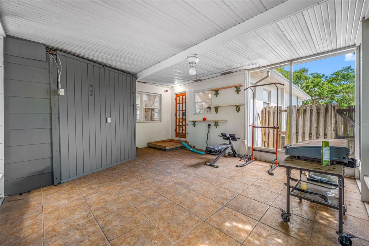 6219 Hampton Drive N, Saint Petersburg, FL 33710 Photo