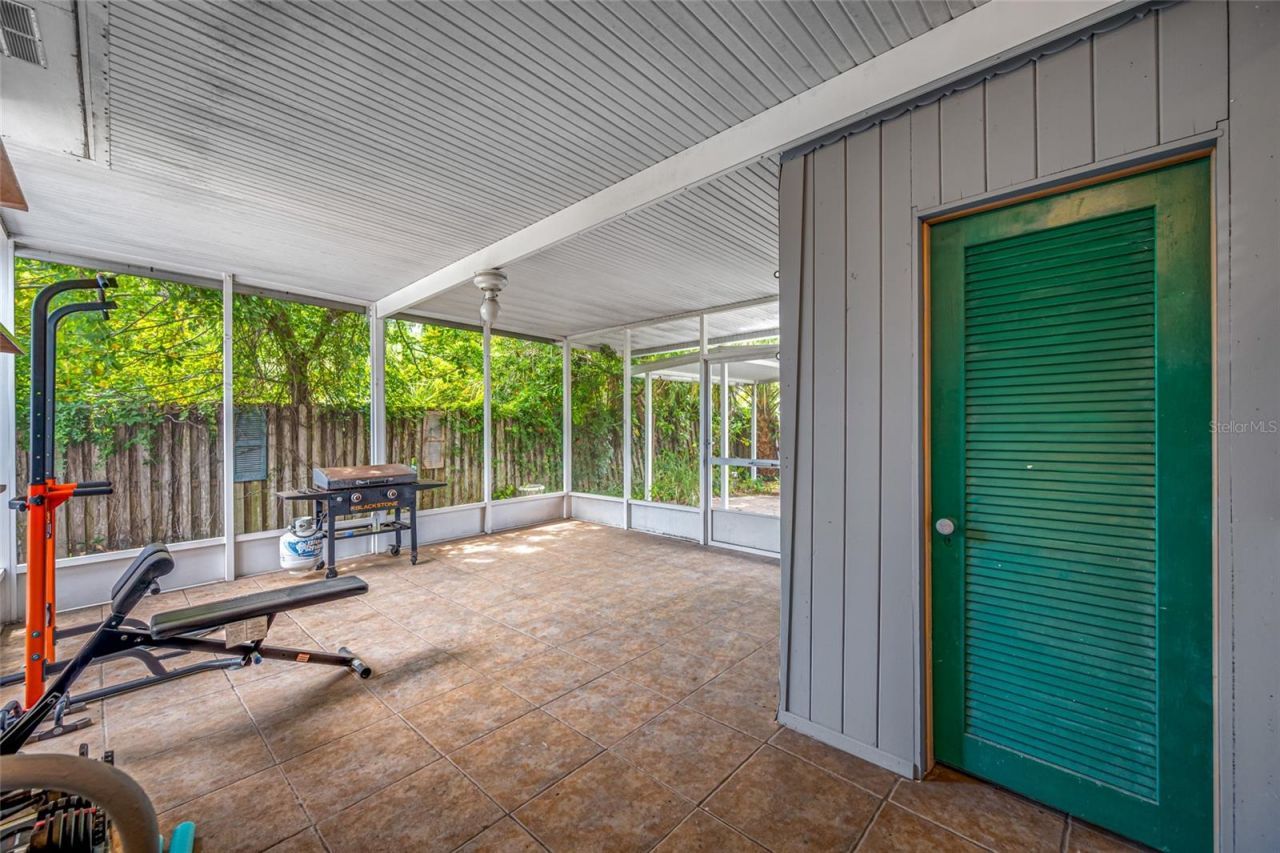 6219 Hampton Drive N, Saint Petersburg, FL 33710 Photo