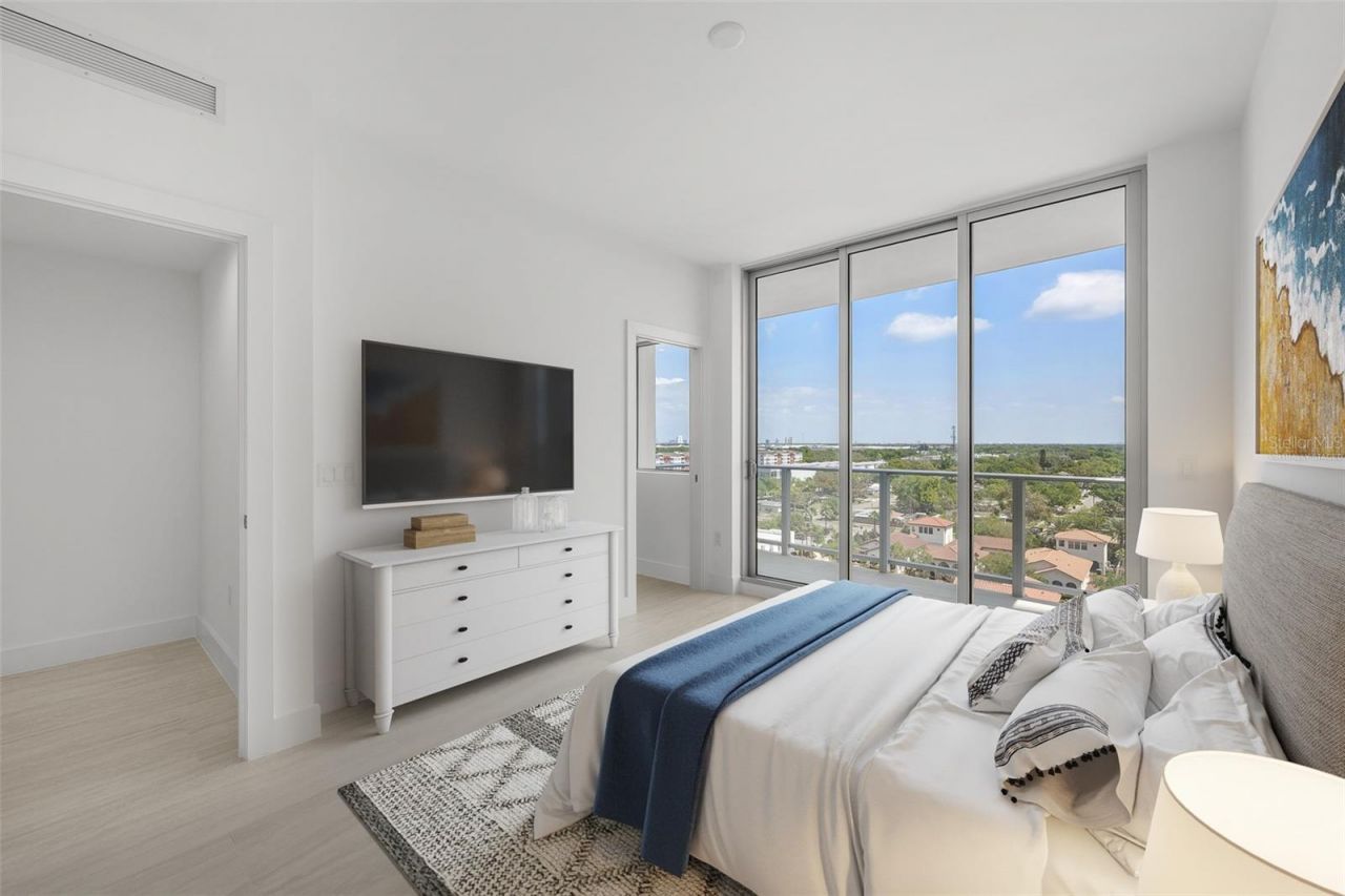 5713 Bowen Daniel, Unit 903, Tampa, FL 33616 Photo