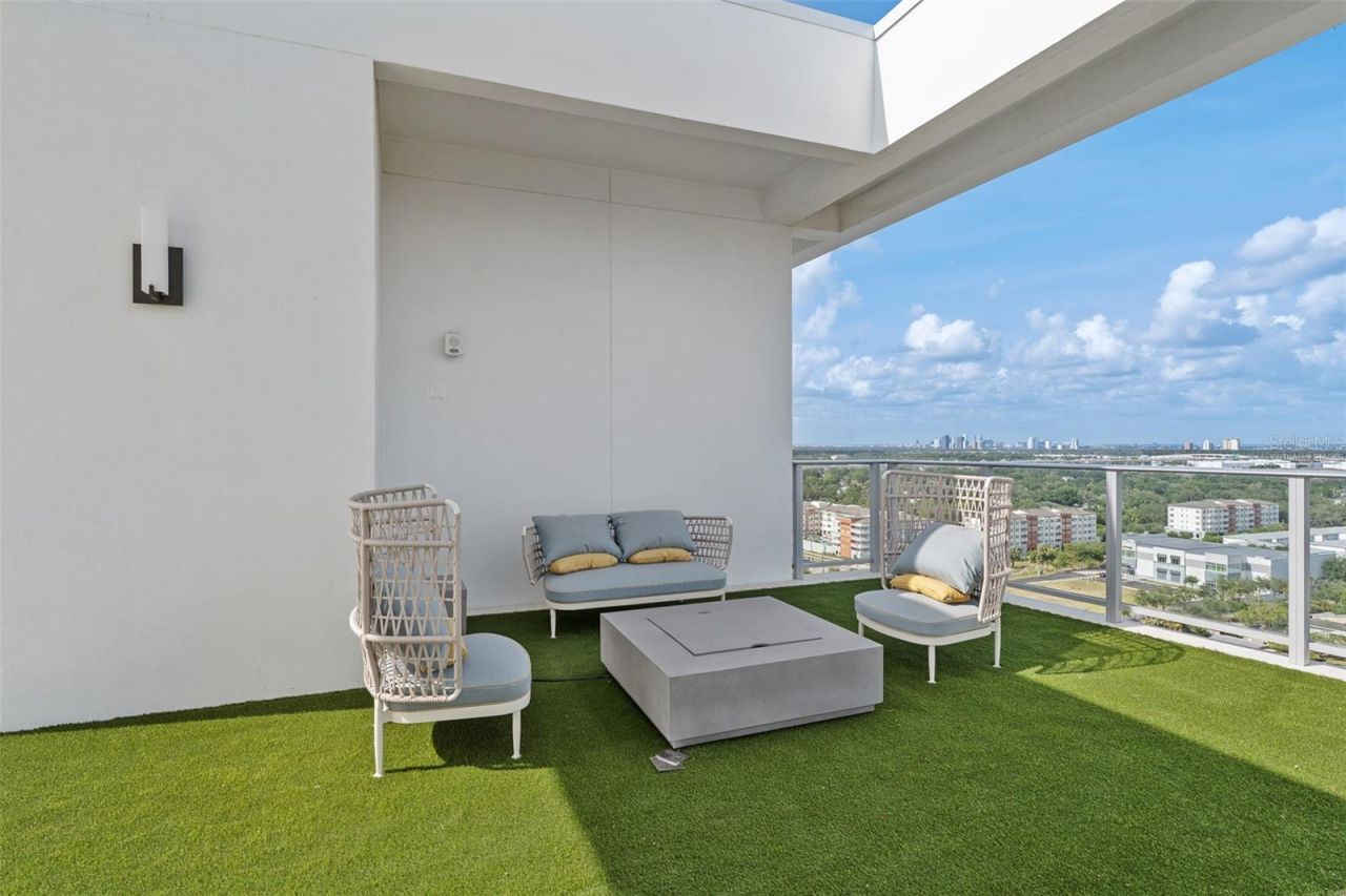 5713 Bowen Daniel, Unit 903, Tampa, FL 33616 Photo