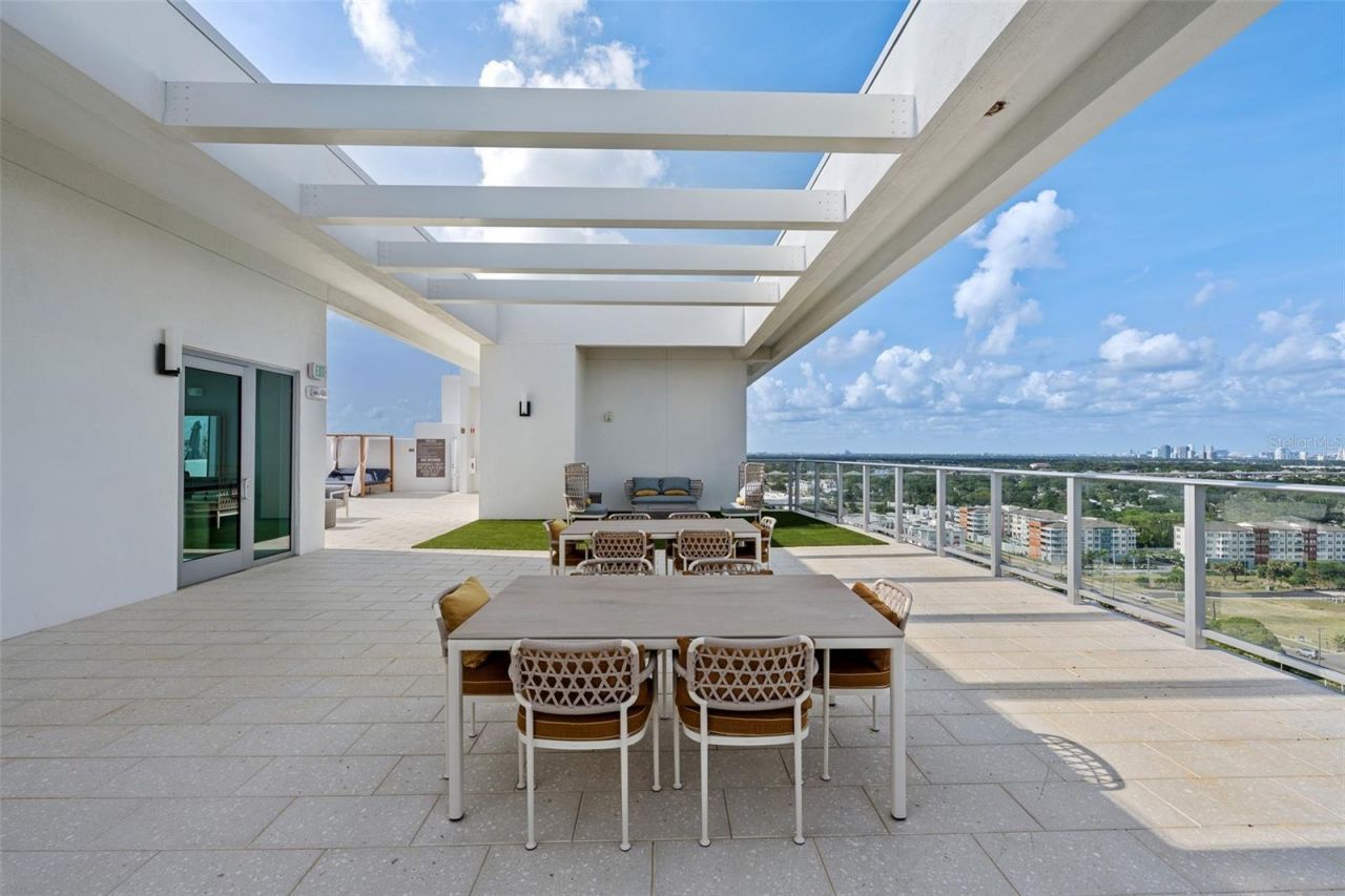 5713 Bowen Daniel, Unit 903, Tampa, FL 33616 Photo