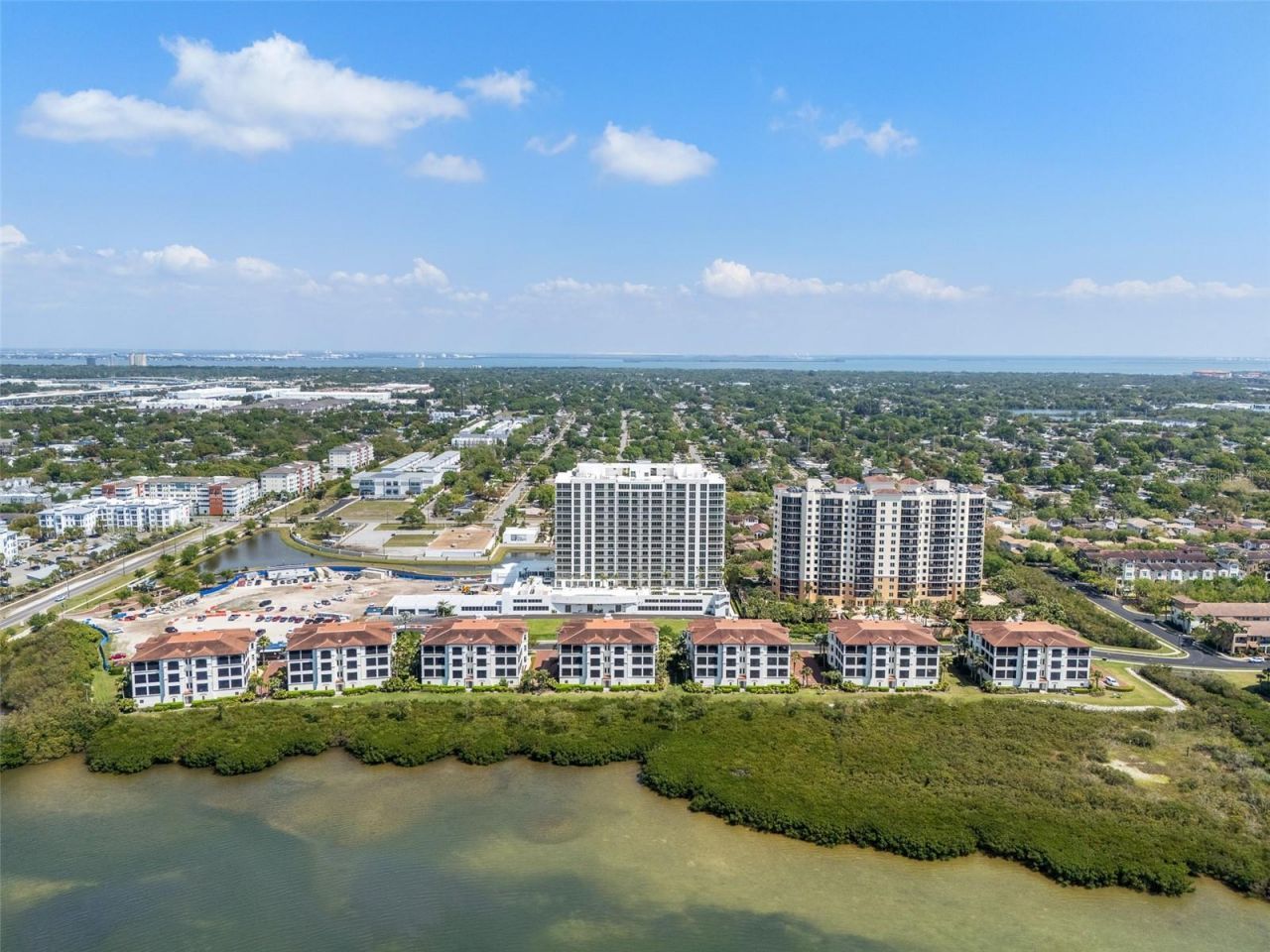 5713 Bowen Daniel, Unit 903, Tampa, FL 33616 Photo