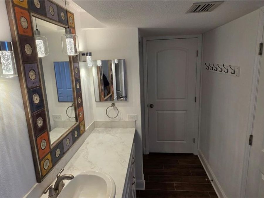 Property Image 79