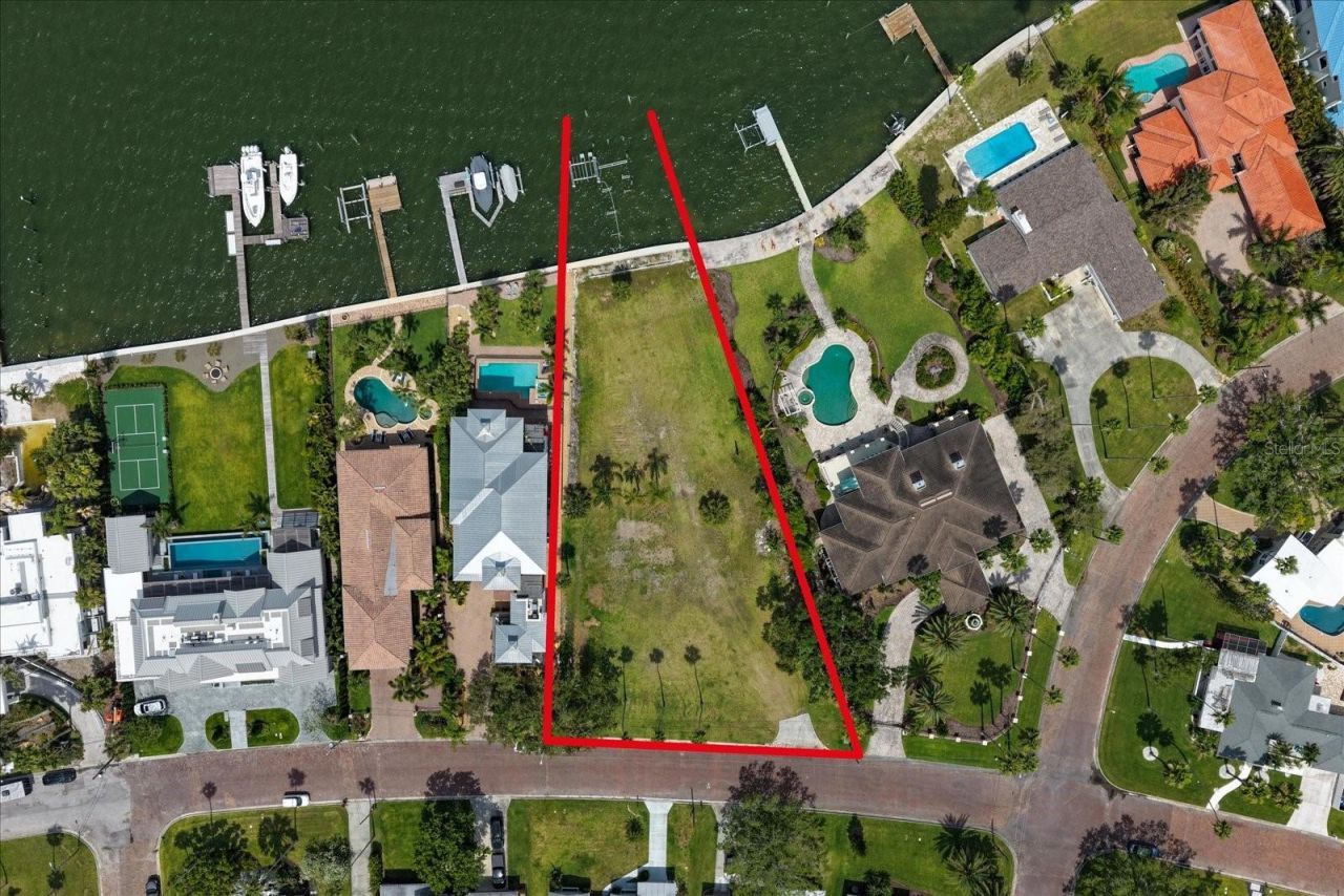 1768 Santa Barbara Drive , Dunedin, FL 34698 Photo