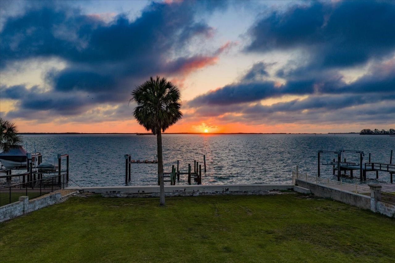 1768 Santa Barbara Drive , Dunedin, FL 34698 Photo