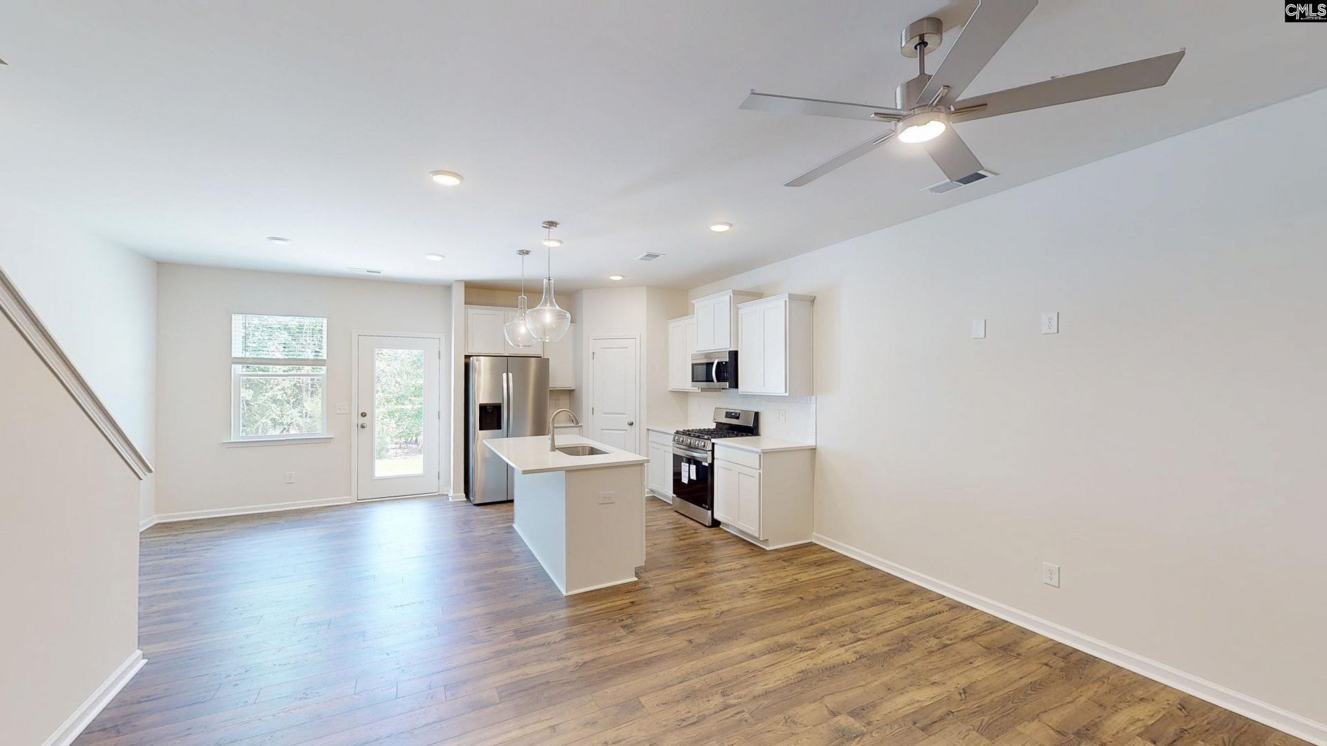 406 Snail Lane  Photo 5