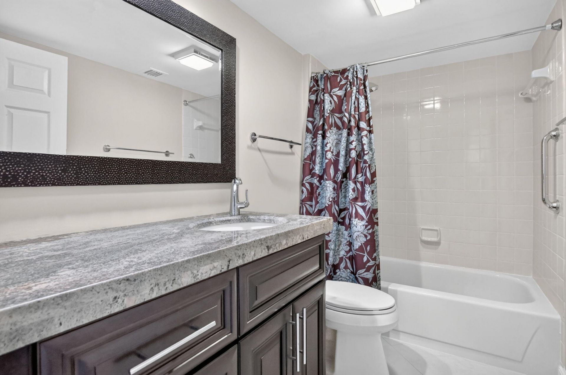 6061 Balboa Circle, Unit 206, Boca Raton, FL 33433 Photo