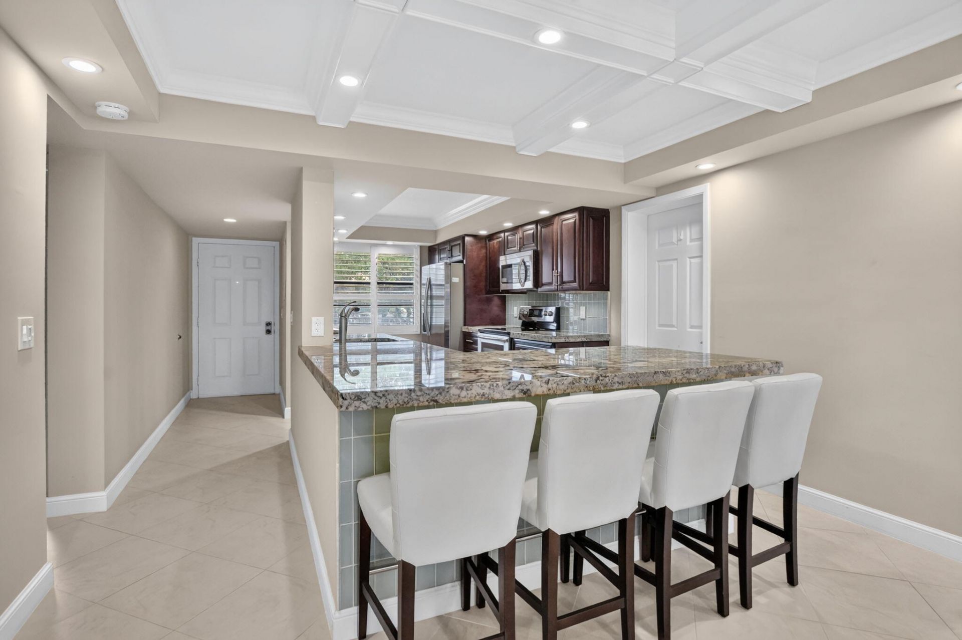 6061 Balboa Circle, Unit 206, Boca Raton, FL 33433 Photo