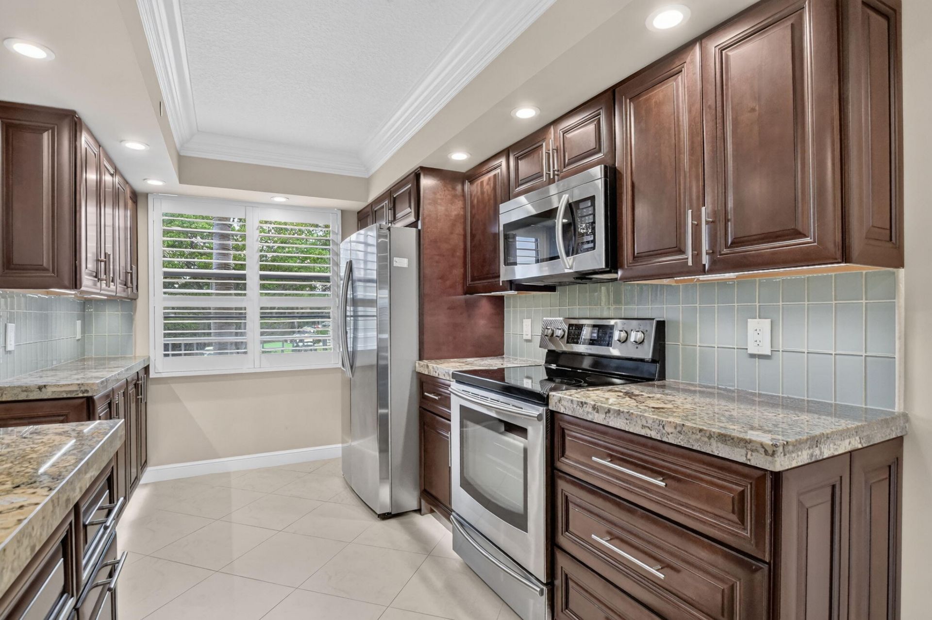 6061 Balboa Circle, Unit 206, Boca Raton, FL 33433 Photo