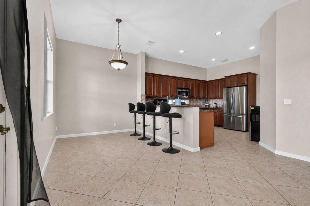 241 Gazetta Way, West Palm Beach, FL 33413 Photo