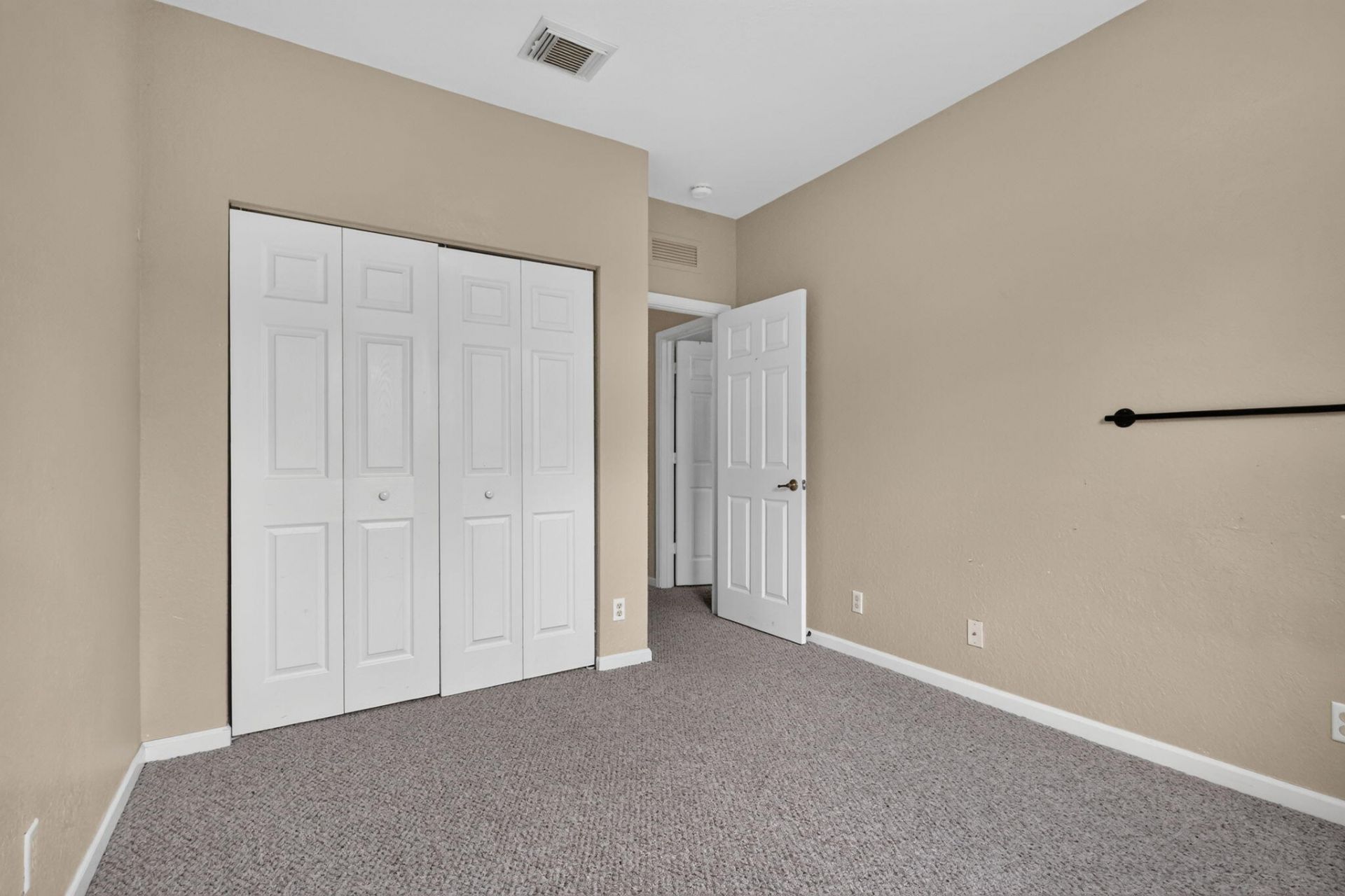 241 Gazetta Way, West Palm Beach, FL 33413 Photo