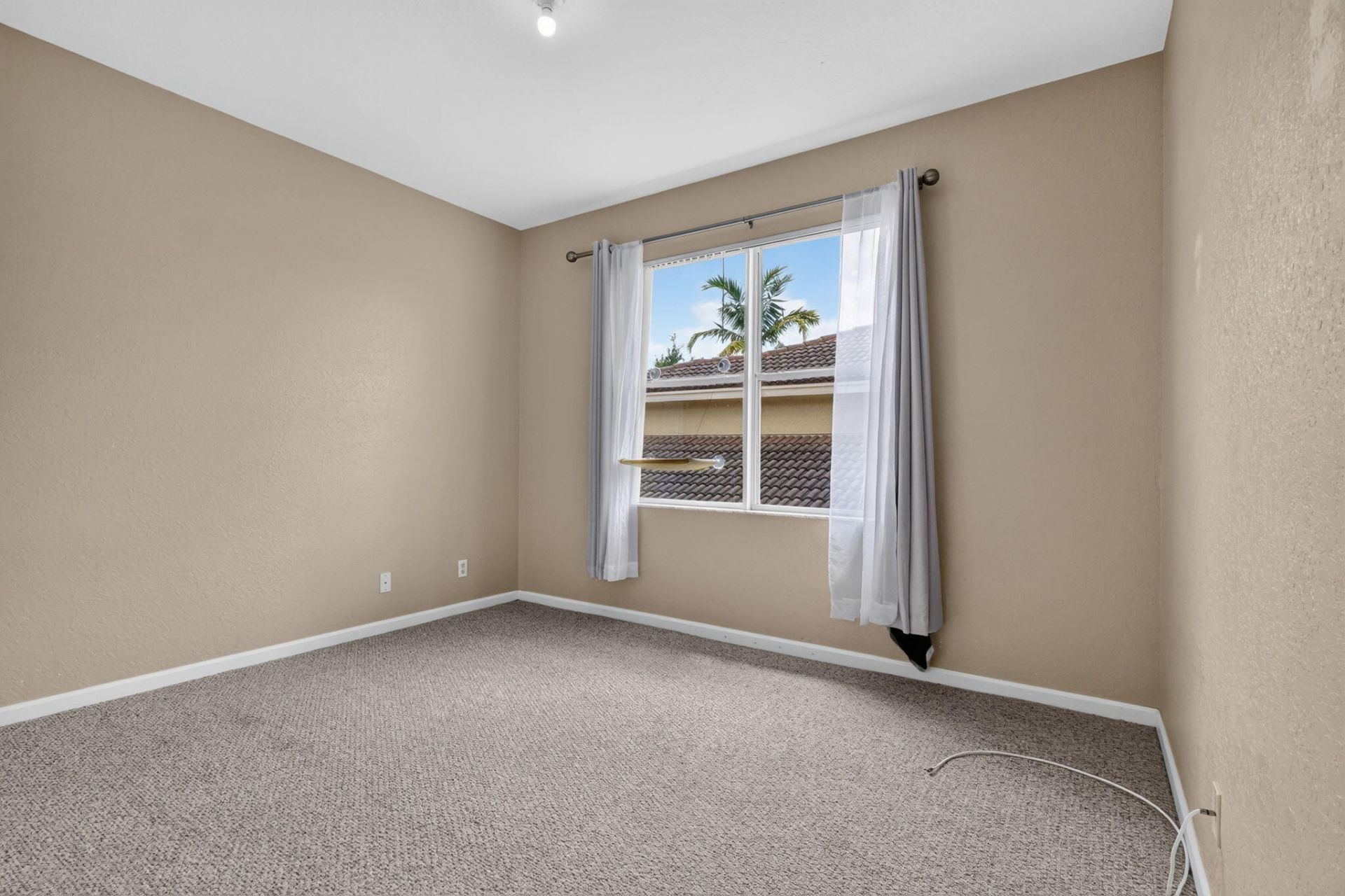 241 Gazetta Way, West Palm Beach, FL 33413 Photo