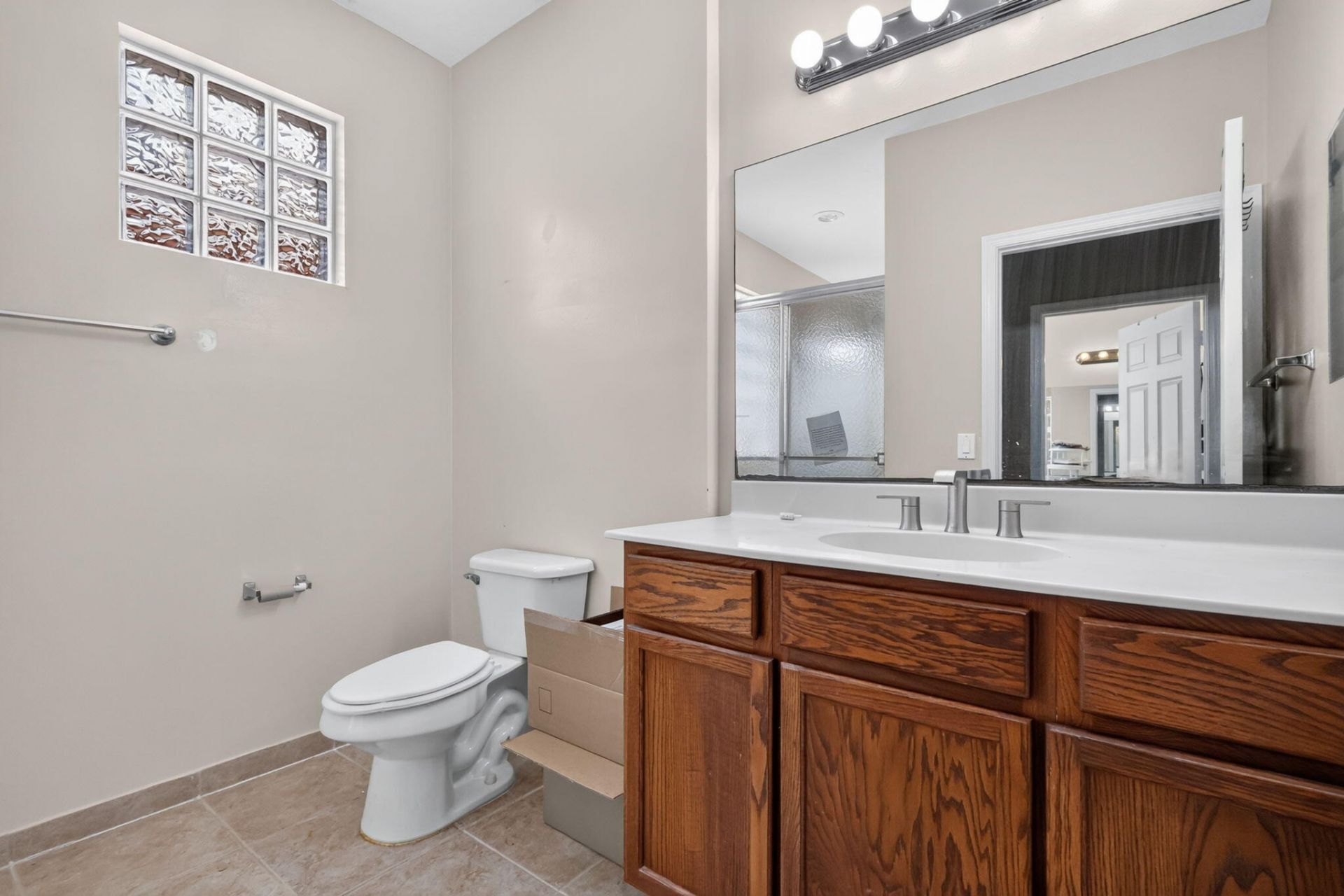 241 Gazetta Way, West Palm Beach, FL 33413 Photo