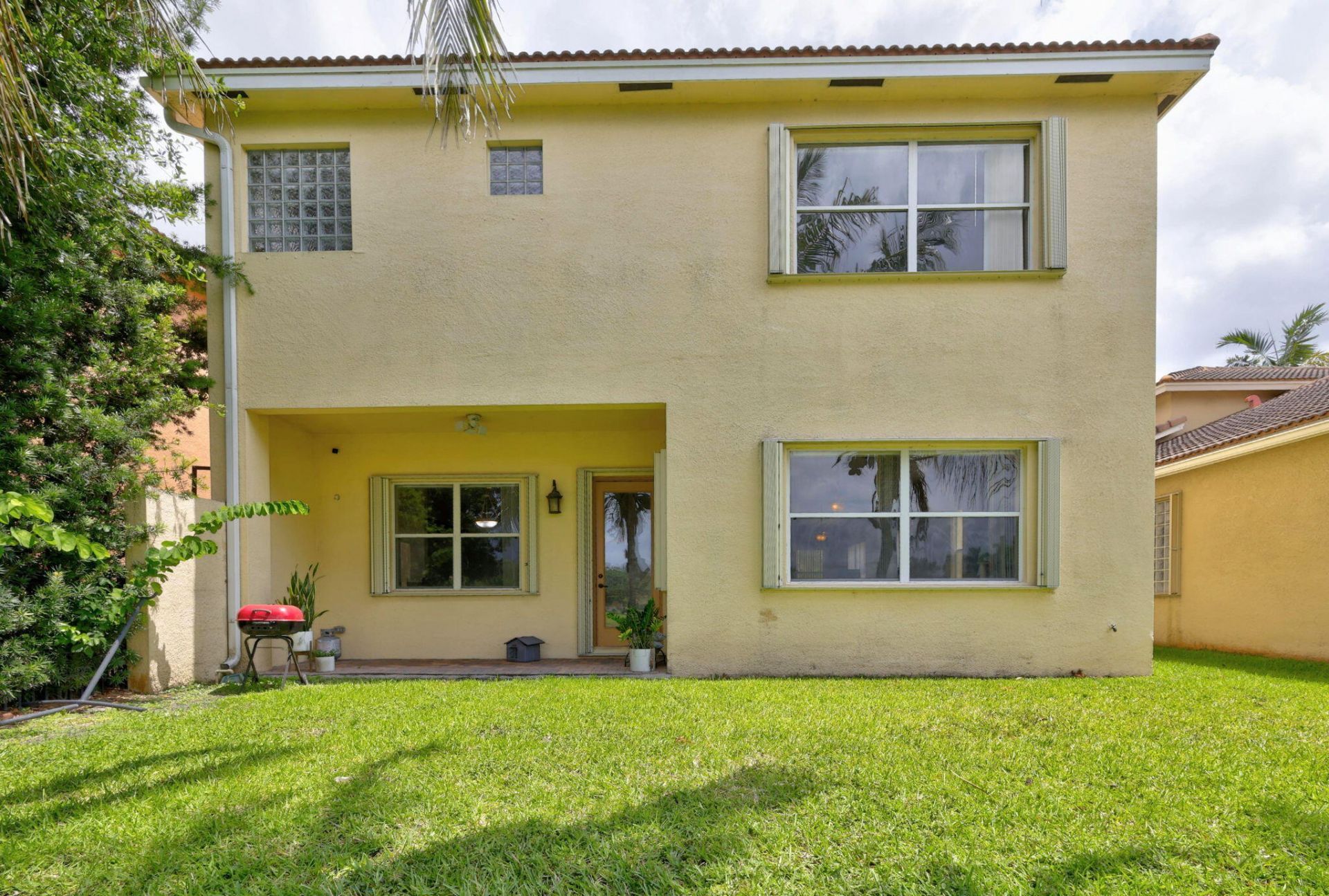 241 Gazetta Way, West Palm Beach, FL 33413 Photo