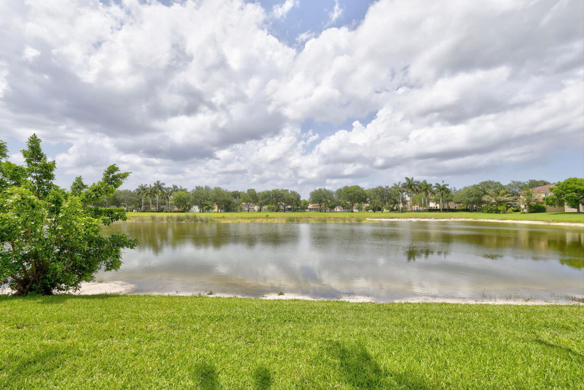241 Gazetta Way, West Palm Beach, FL 33413 Photo