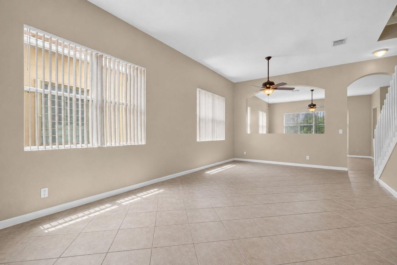 241 Gazetta Way, West Palm Beach, FL 33413 Photo