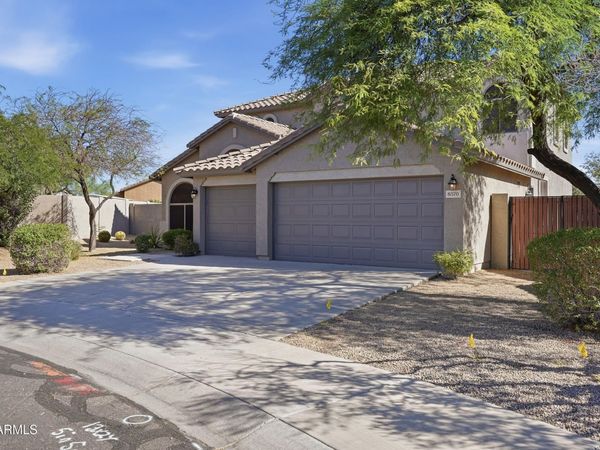 8370 W SPUR Drive, Peoria, AZ 85383