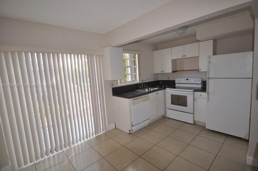 Please Call For Address, Unit A207, Miami, FL 33193 Photo