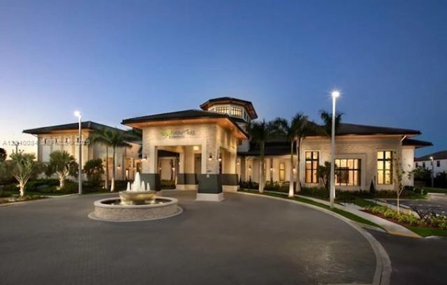 8025 NW 104th Ave , Unit 31, Doral, FL 33178 Photo