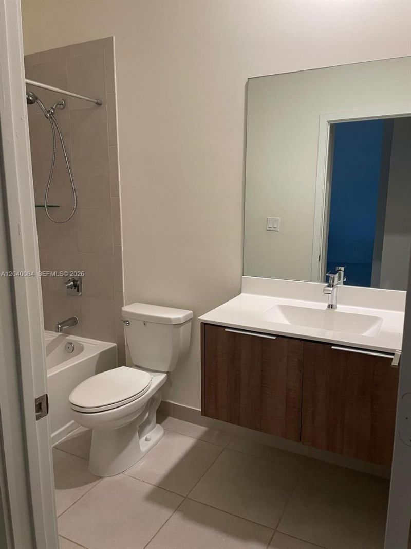 8025 NW 104th Ave , Unit 31, Doral, FL 33178 Photo
