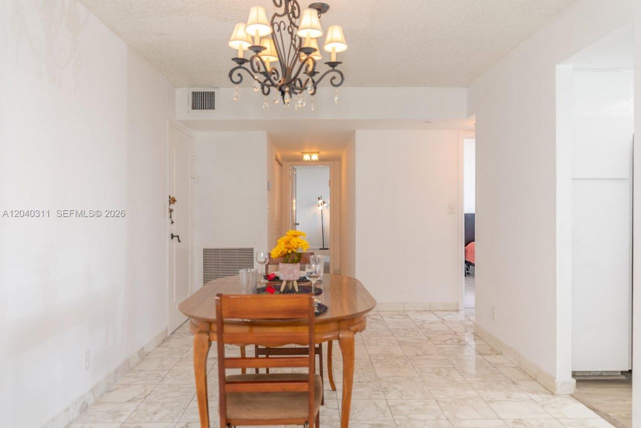 137 Golden Isles Dr , Unit 809, Hallandale Beach, FL 33009 Photo