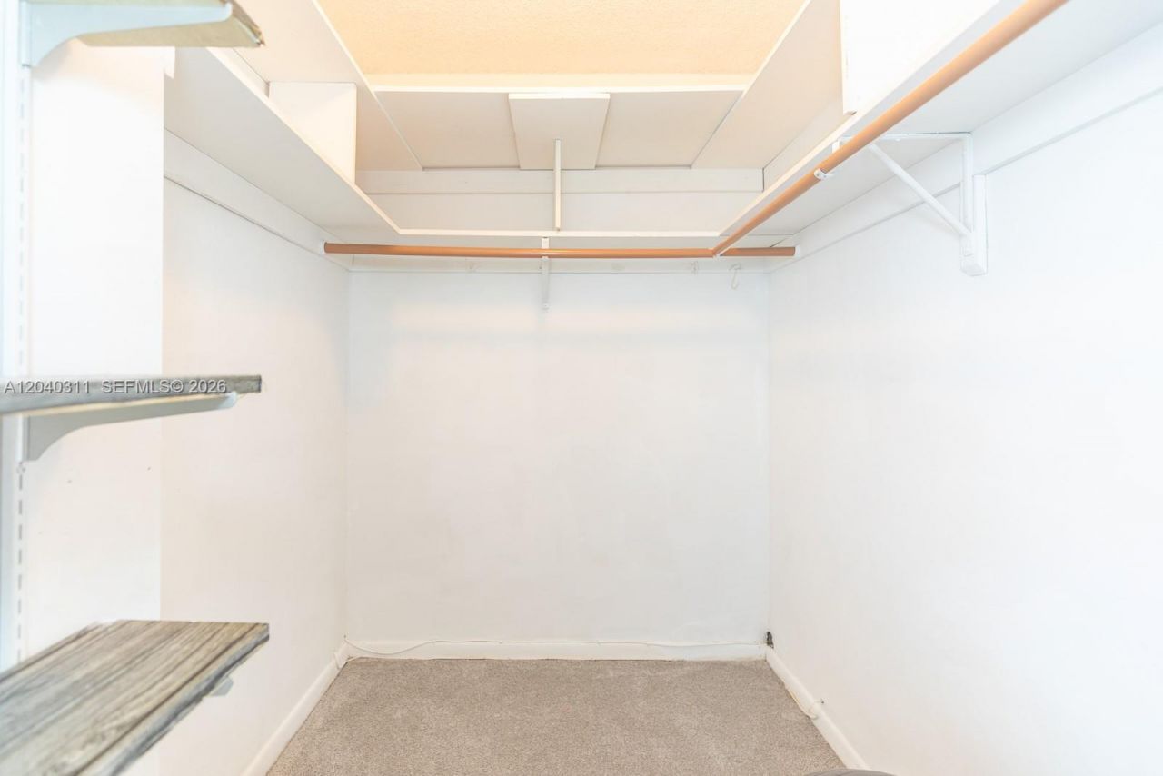 137 Golden Isles Dr , Unit 809, Hallandale Beach, FL 33009 Photo