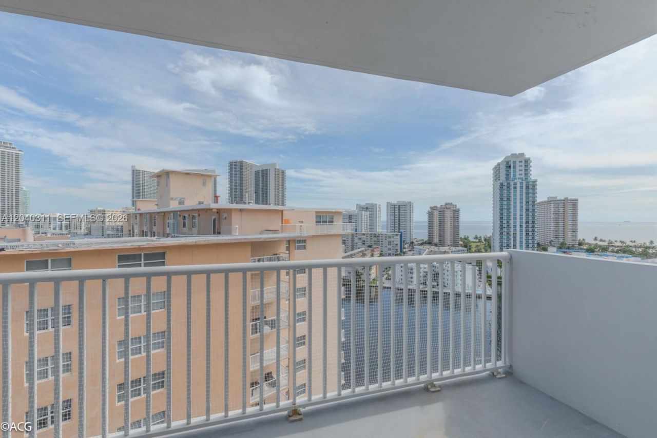 137 Golden Isles Dr , Unit 809, Hallandale Beach, FL 33009 Photo