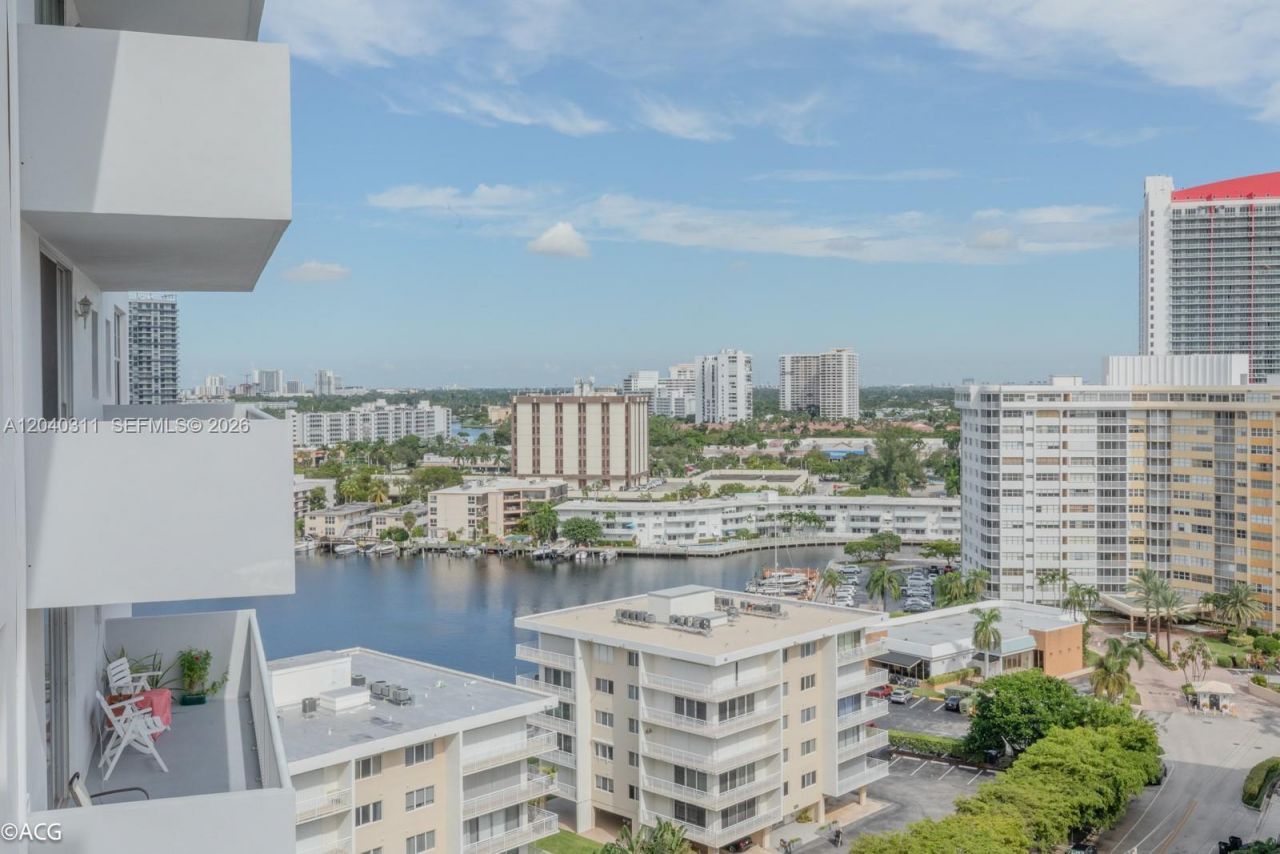 137 Golden Isles Dr , Unit 809, Hallandale Beach, FL 33009 Photo