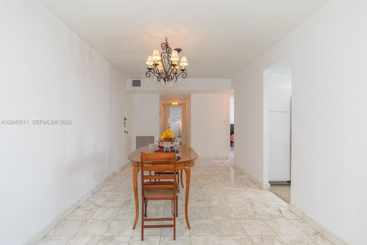 137 Golden Isles Dr , Unit 809, Hallandale Beach, FL 33009 Photo