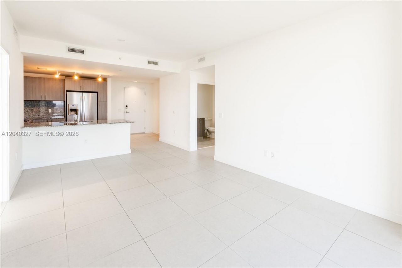 5350 NW 84th Ave, Unit 1001, Doral, FL 33166 Photo