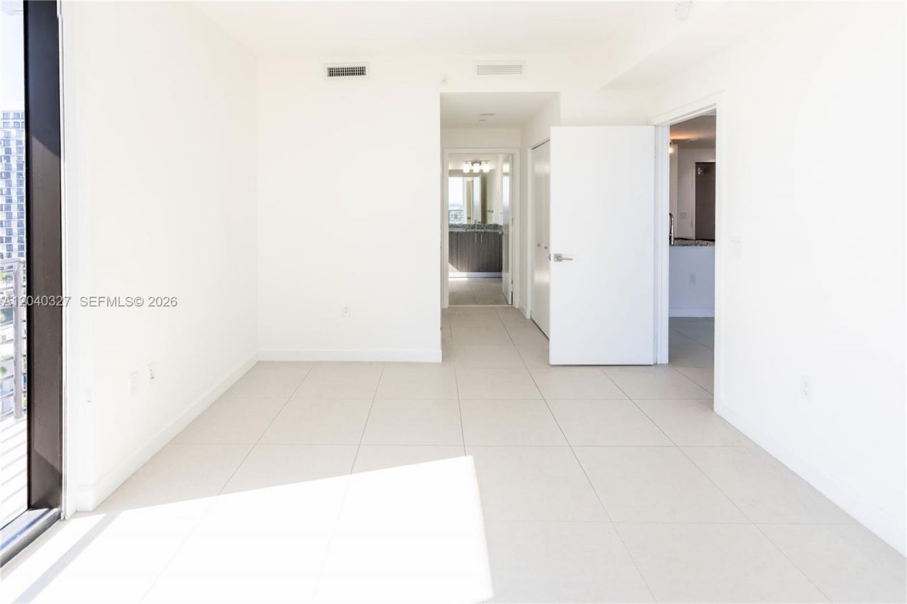 5350 NW 84th Ave, Unit 1001, Doral, FL 33166 Photo