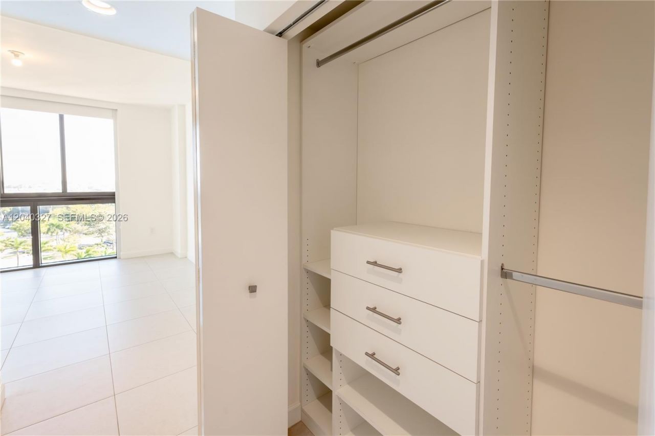 5350 NW 84th Ave, Unit 1001, Doral, FL 33166 Photo