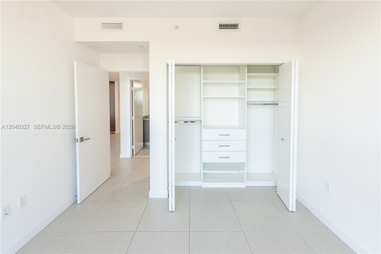 5350 NW 84th Ave, Unit 1001, Doral, FL 33166 Photo