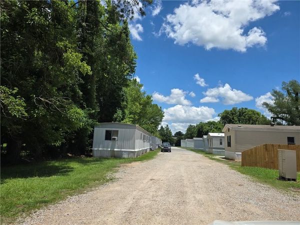1630 ENGLAND Drive, Alexandria, LA 71303