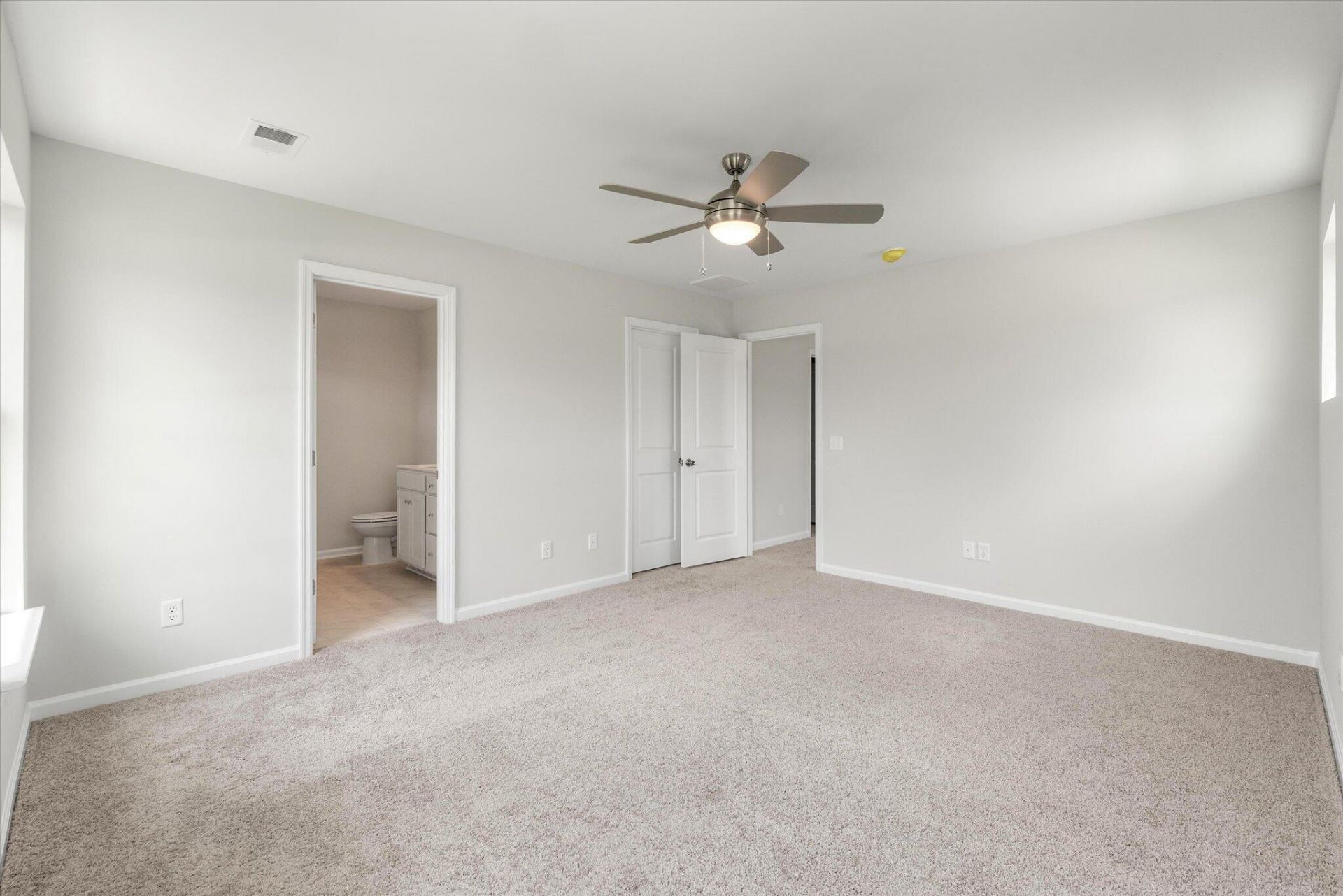 407 Painted Lady Lane Photo 24