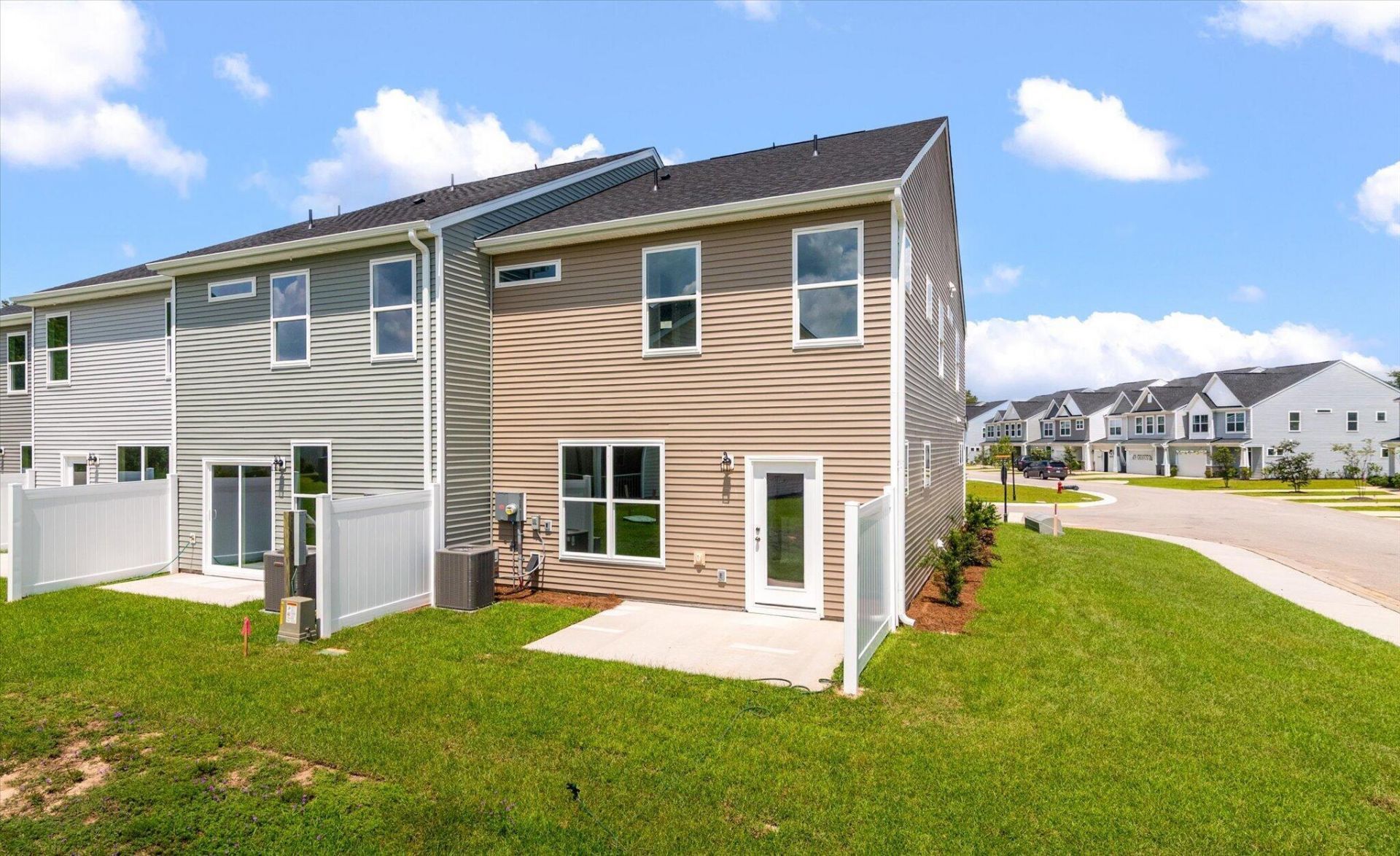 407 Painted Lady Lane Photo 38
