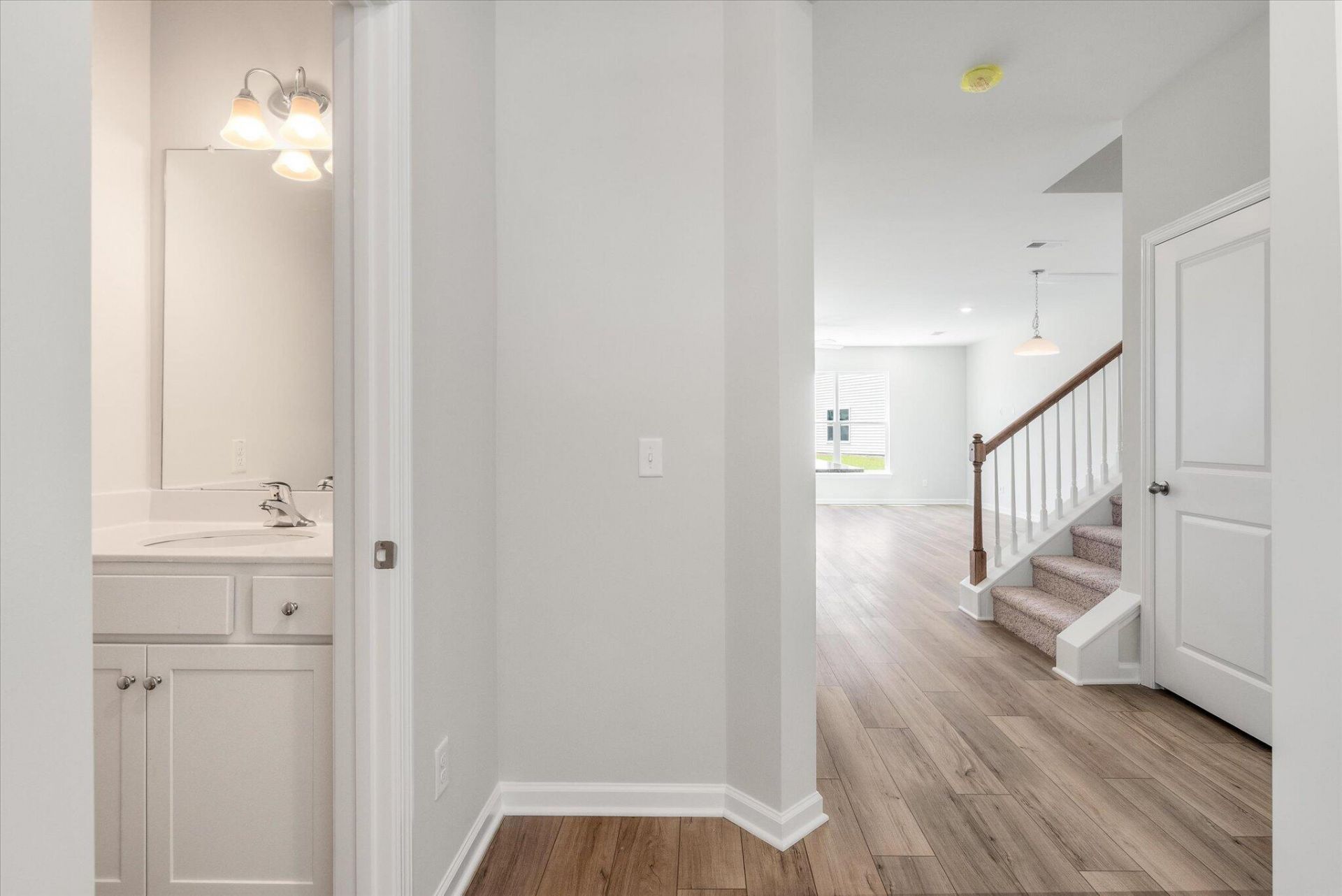 407 Painted Lady Lane Photo 7