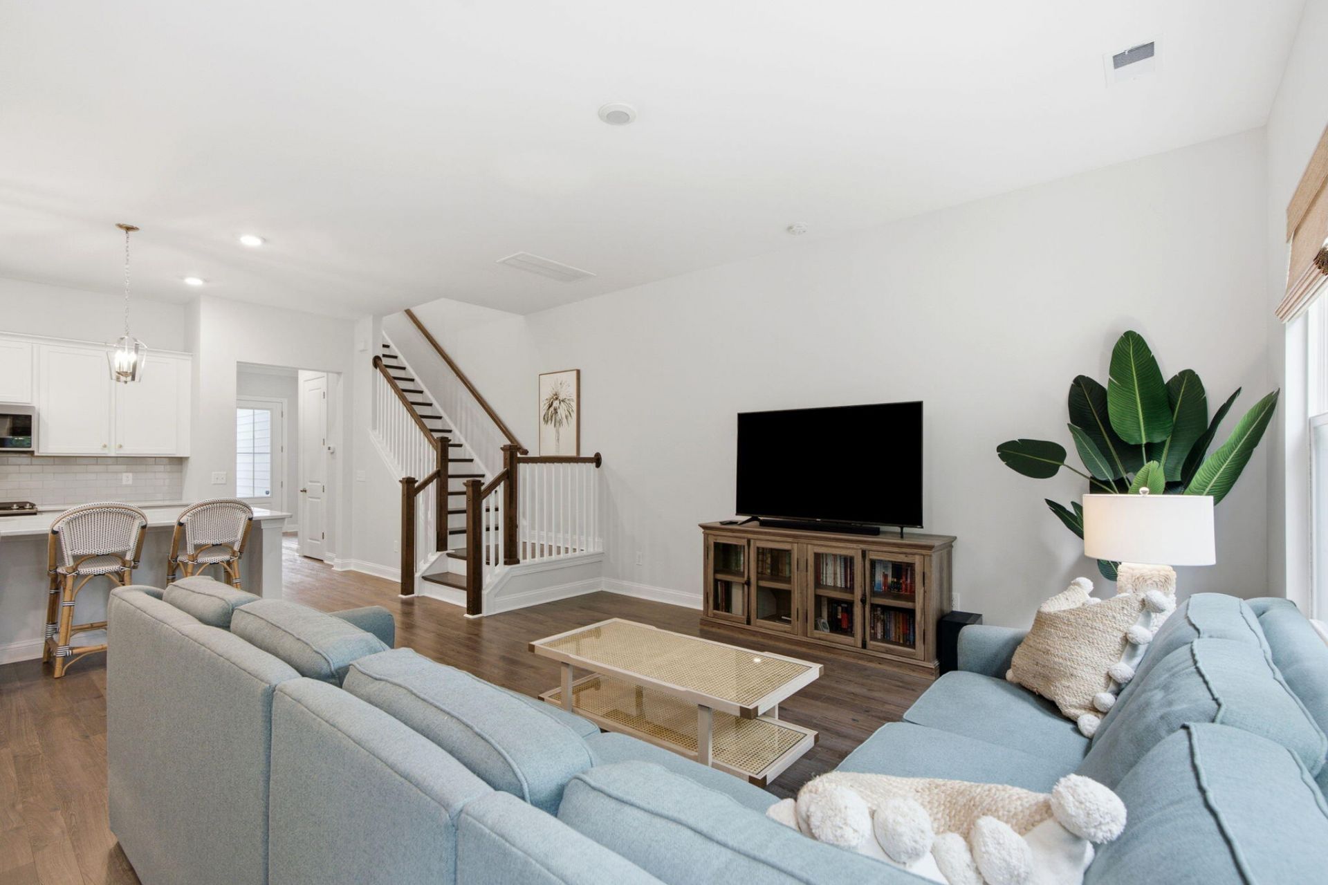 3012 Emma Lane Photo 8