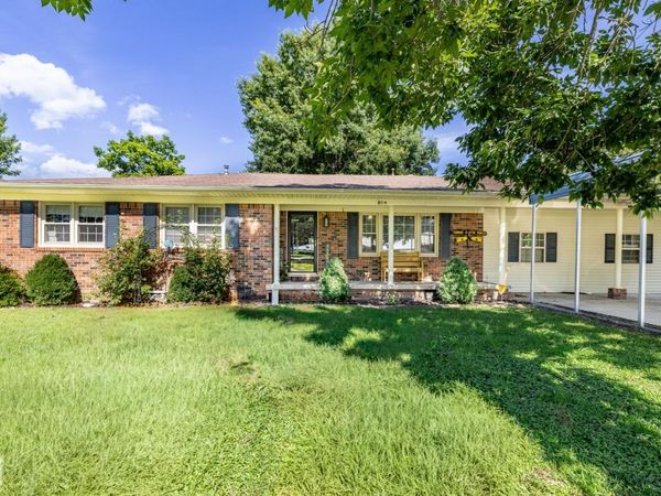 804 11th Street, Corning, AR 72422