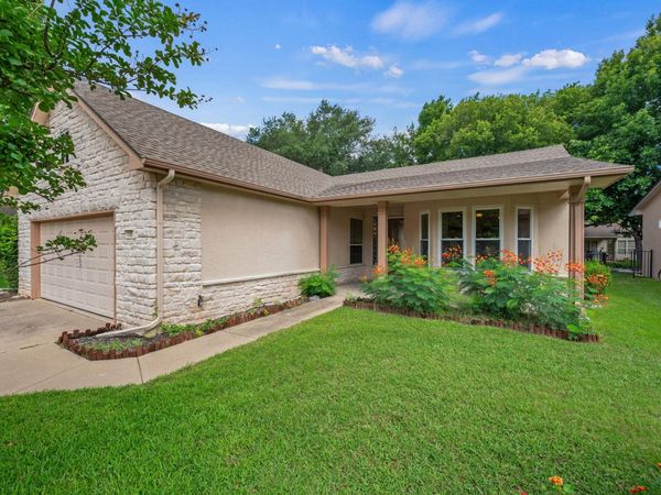 118 Bass ST, Georgetown, TX 78633
