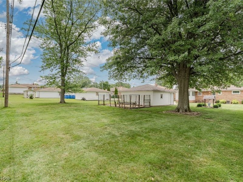 7635 Tamiami Drive, Parma, OH 44134 Photo 28
