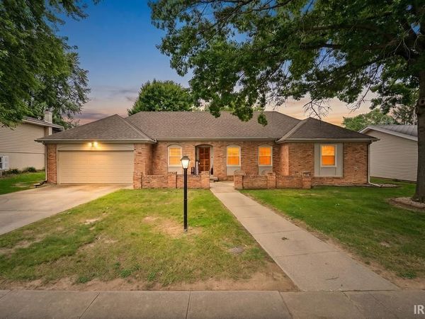 1311 W Roberts Avenue, Marion, IN 46952