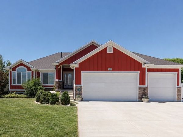 3915 N 2700 W, Farr West, UT 84404