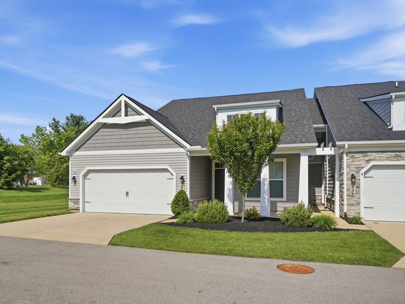 637 Angler Court, Dayton, OH 45430 Photo 2