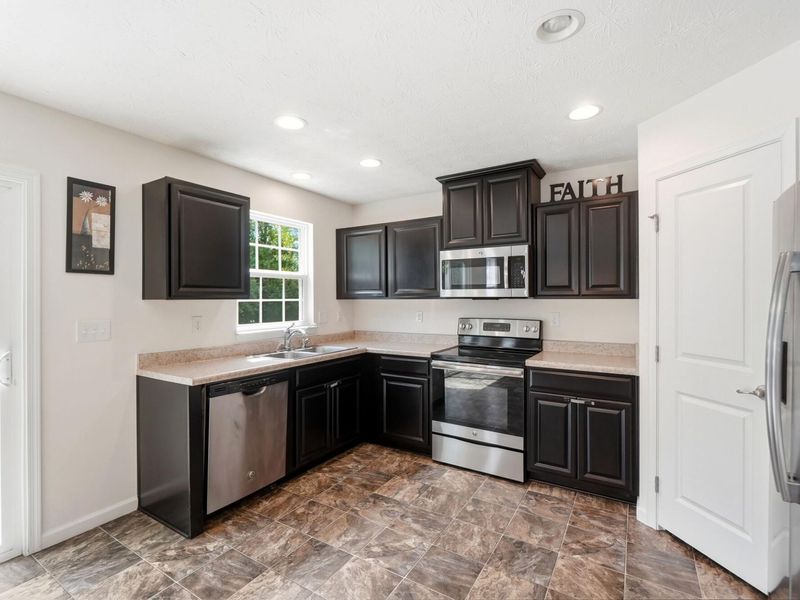 196 Rapids Drive, Fairborn, OH 45324 Photo 15