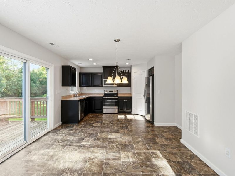 196 Rapids Drive, Fairborn, OH 45324 Photo 18