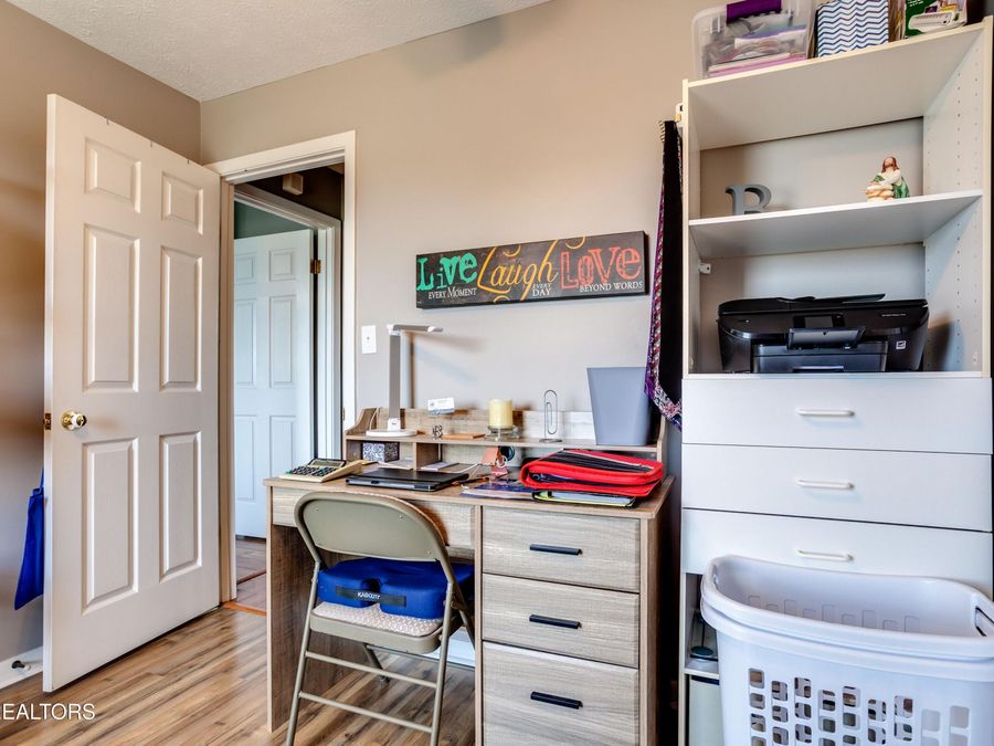 Property Image 28